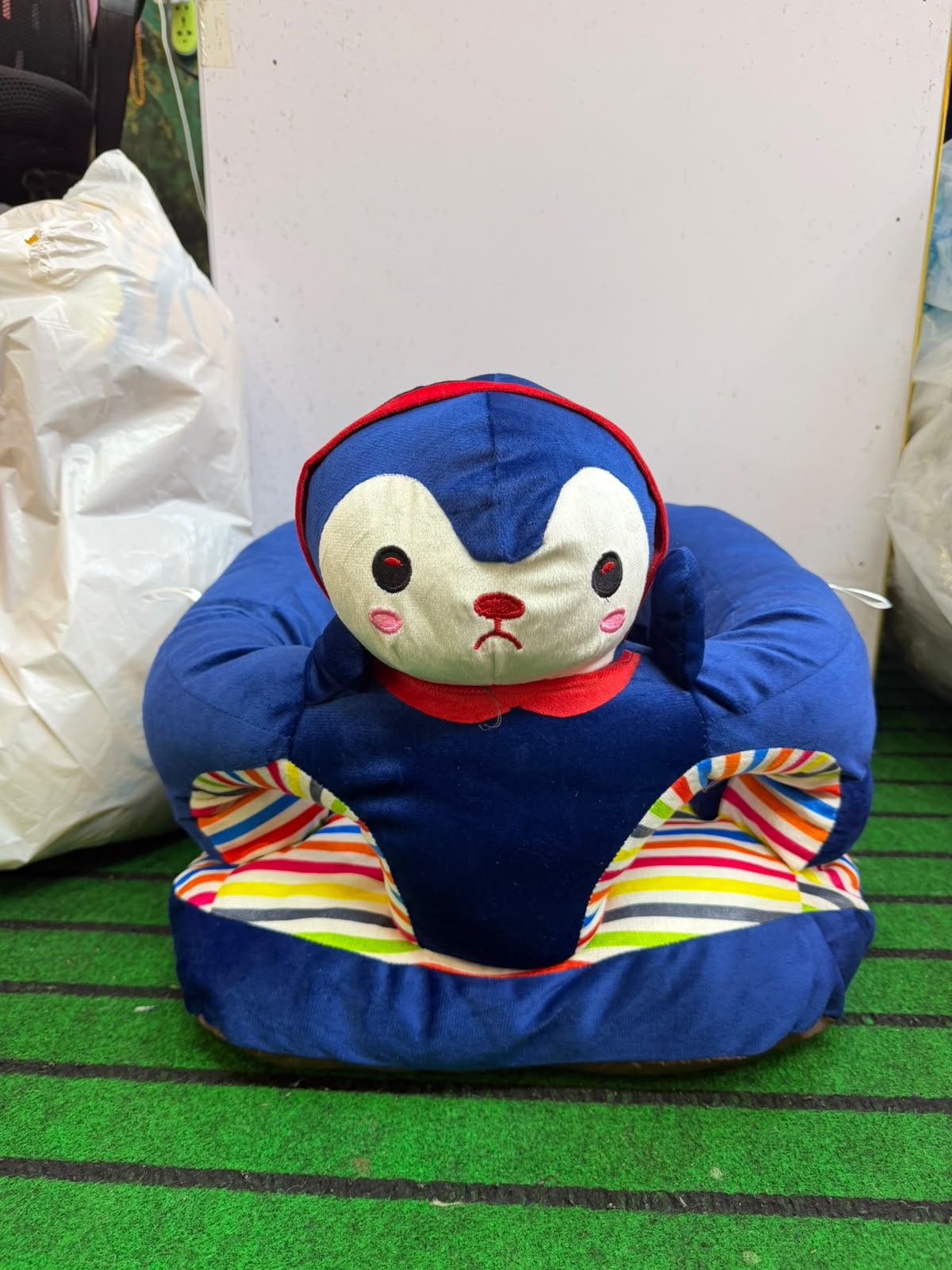 Cute Cartoon Animal Shaped Baby Learn to Sit Sofa Seat Penguin